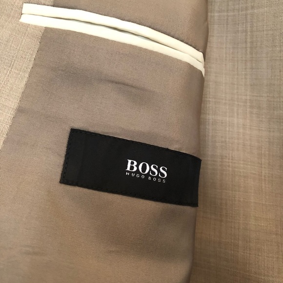 Beige Suit Hugo Boss - Picture 2 of 6